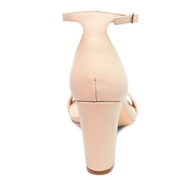 Madden girl Women's Open Toe Ankle Strap Block Chunky Heels Sandals, Nude - Picture 5 of 12